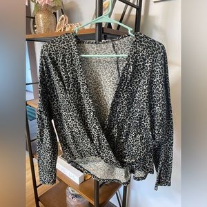 LDry goods women’s leopard  shirt